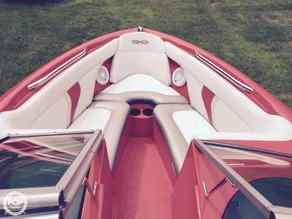 Slide: The Image of Mastercraft X-2 2004 - 3