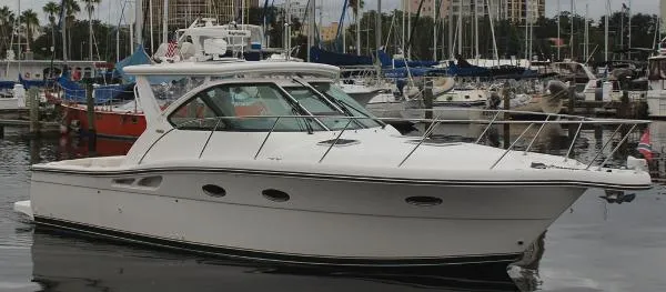 Slide: The Image of Tiara 3200 Open 2004 - 1
