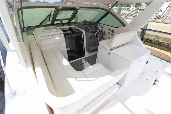 Slide: The Image of Tiara 3200 Open 2004 - 9
