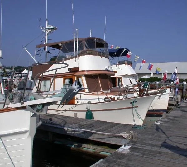 Slide: The Image of Marine Trader 34 Double Cabin 1979 - 3