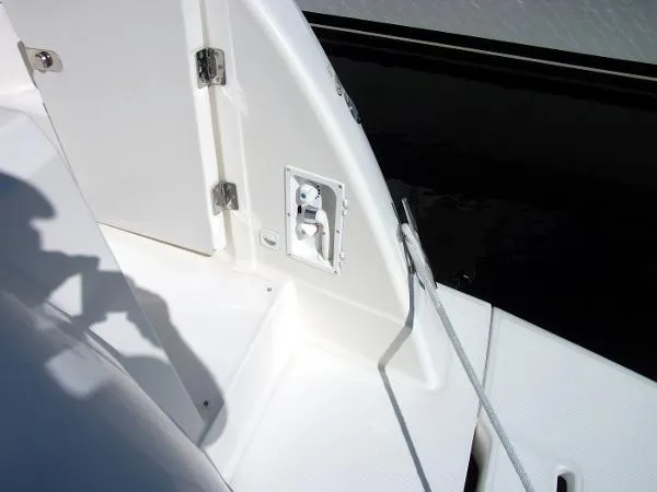 Slide: The Image of Meridian 411 Sedan 2004 - 11