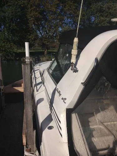 Slide: The Image of Sea Ray 400 Express Cruiser 1991 - 1