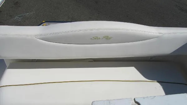 Slide: The Image of Sea Ray 280 Sundancer 2003 - 9