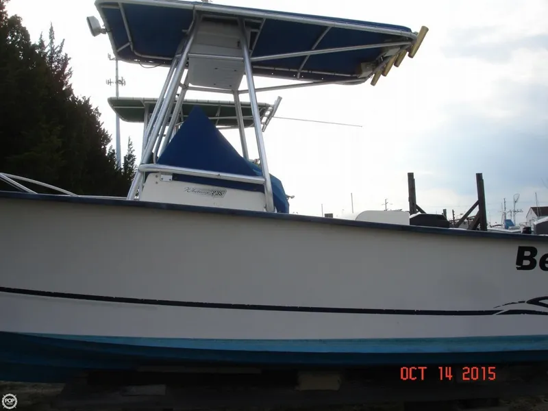 Slide: The Image of Palm Beach 235 WhiteCap Walk In Center Console 2003 - 4
