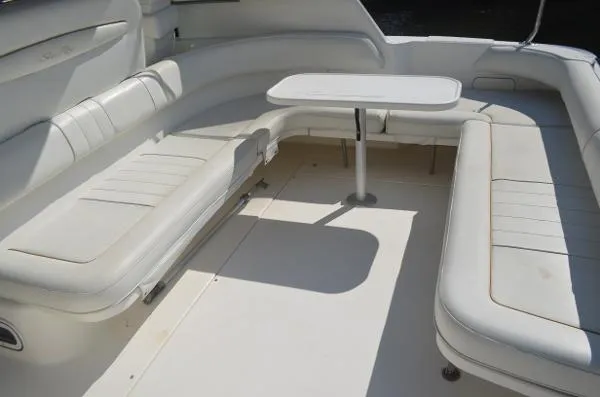 Slide: The Image of Sea Ray Sundacer 1998 - 9