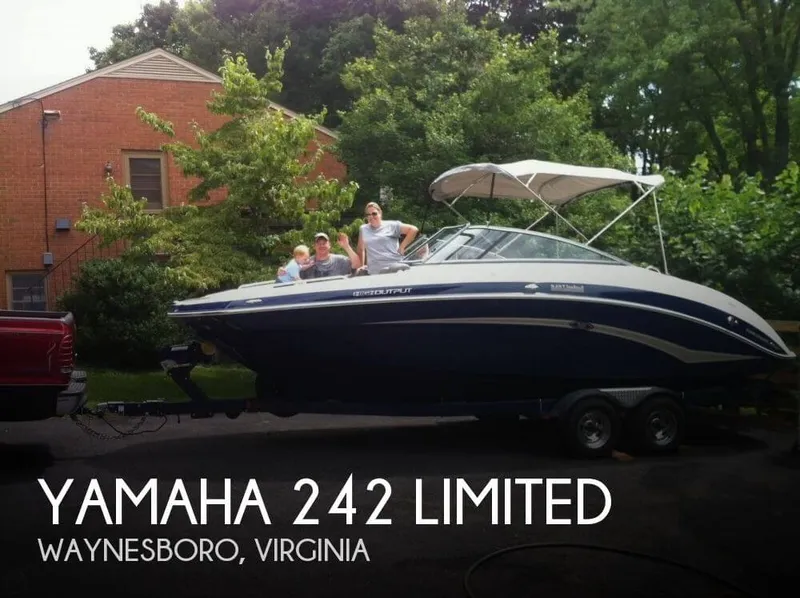 Slide: The Image of Yamaha 242 Limited 2012 - 0