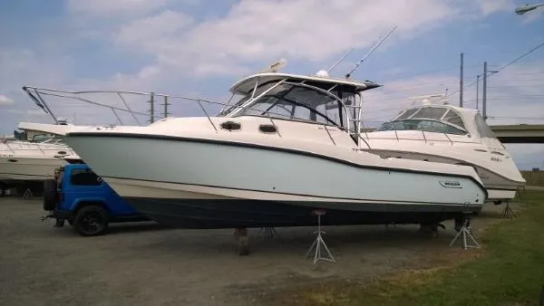 Slide: The Image of Boston Whaler 305 Conquest Great Shape 2008 - 2