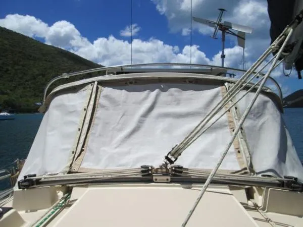 Slide: The Image of Island Packet 350 1999 - 11