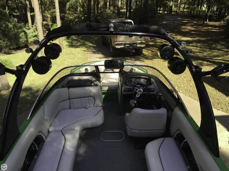 Slide: The Image of Malibu Wakesetter 23 LSV 2006 - 2