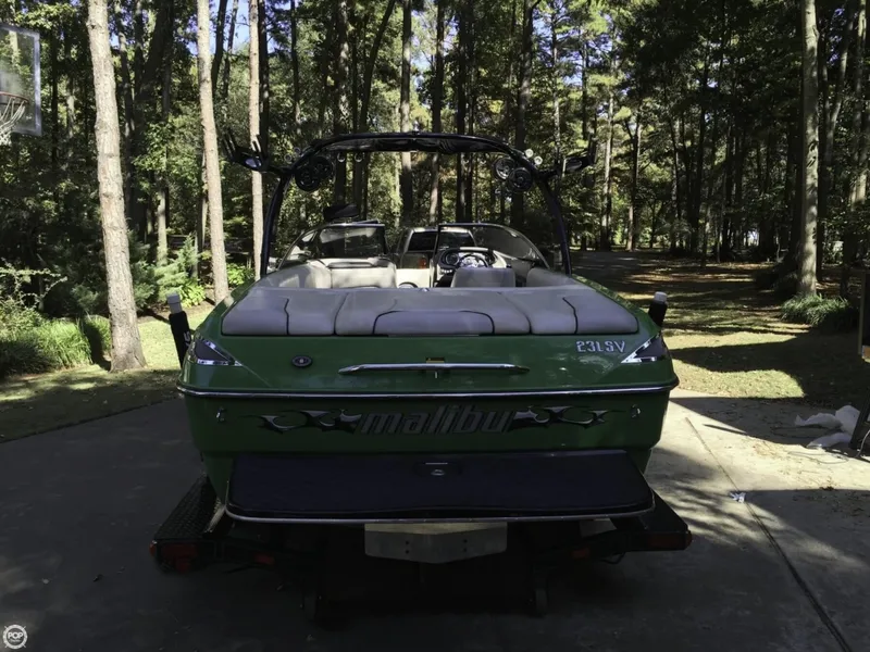 Slide: The Image of Malibu Wakesetter 23 LSV 2006 - 9
