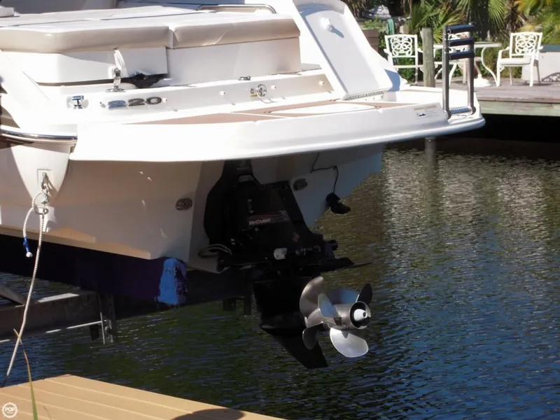 Slide: The Image of Sea Ray 220 Sundeck 2013 - 5