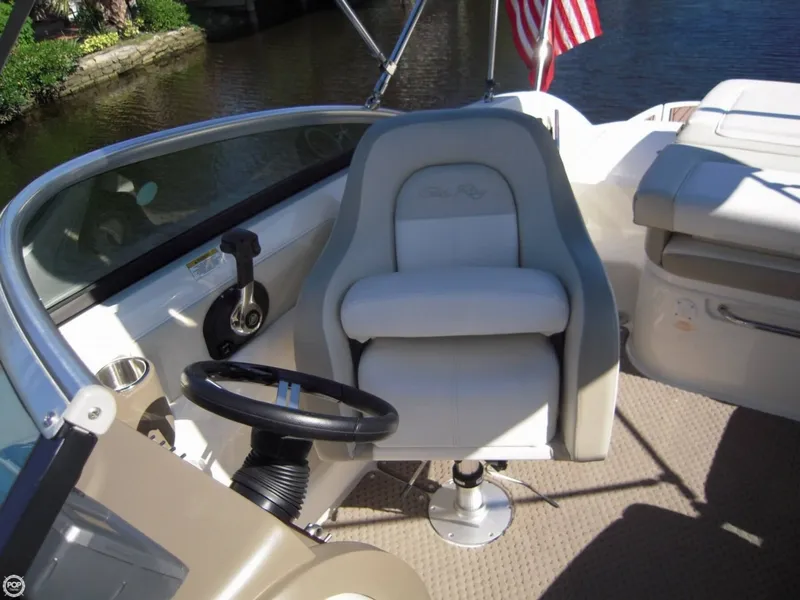 Slide: The Image of Sea Ray 220 Sundeck 2013 - 9