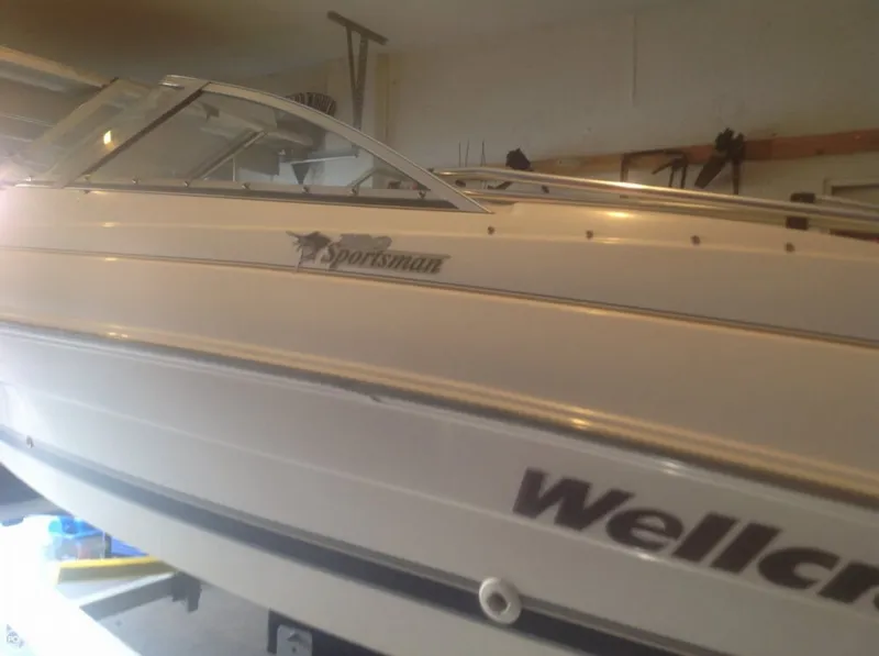 Slide: The Image of Wellcraft 180 Sportsman 2001 - 3