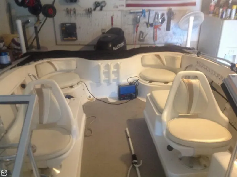 Slide: The Image of Wellcraft 180 Sportsman 2001 - 9