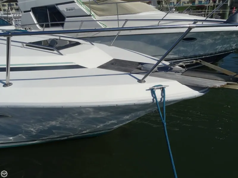 Slide: The Image of Sea Ray 300 Weekender 1988 - 11