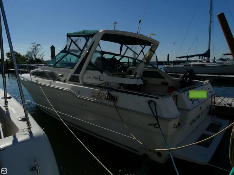 Slide: The Image of Sea Ray 300 Weekender 1988 - 3