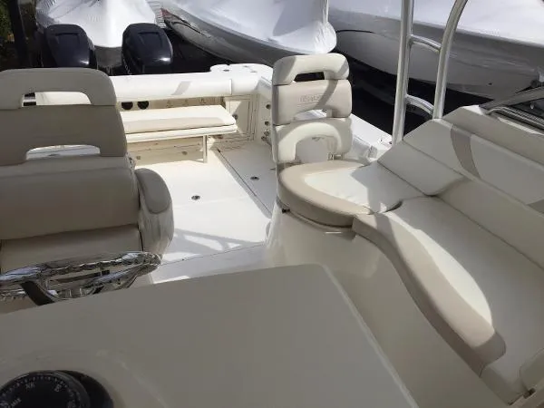 Slide: The Image of Boston Whaler Conquest 305 2007 - 2