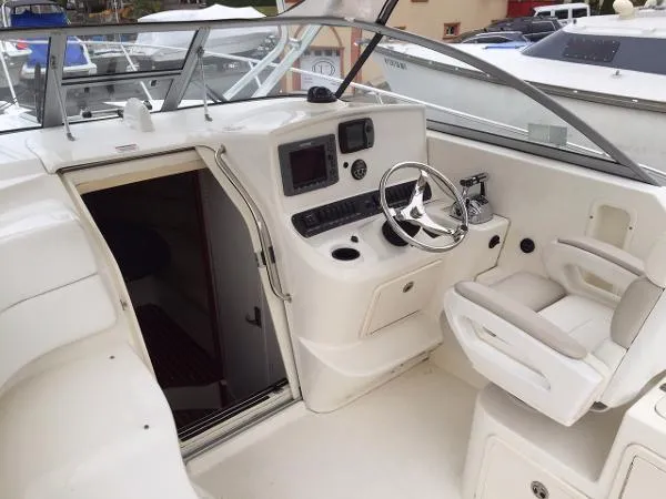 Slide: The Image of Boston Whaler Conquest 305 2007 - 7