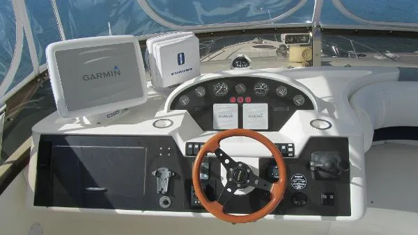 Slide: The Image of Viking 50 Flybridge Sport Cruiser 2002 - 6