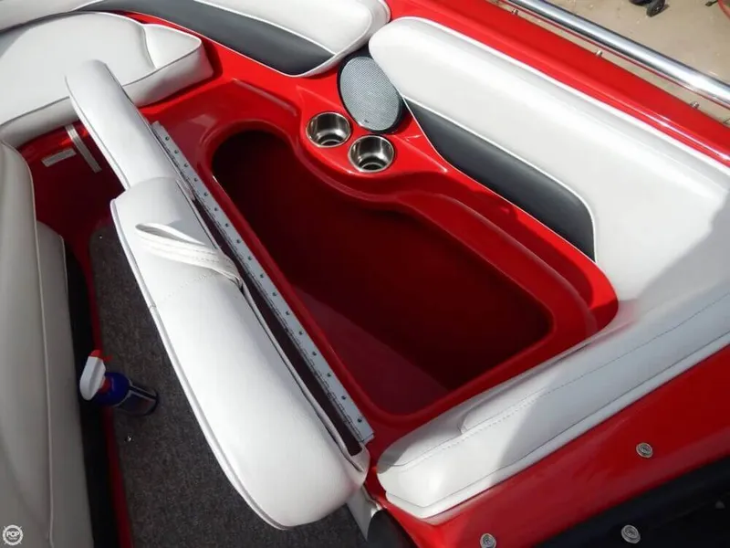 Slide: The Image of Crownline Boats 21 SS 2015 - 7