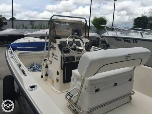 Slide: The Image of Key West 1720 Sportsman 2006 - 6