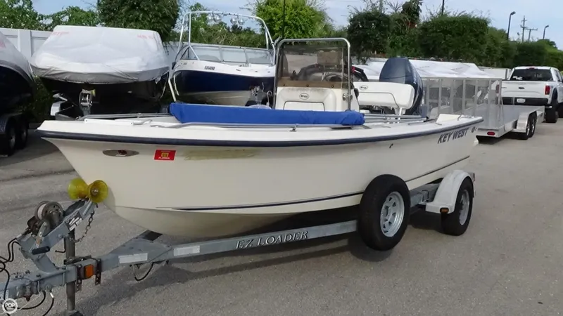Slide: The Image of Key West 1720 Sportsman 2006 - 9