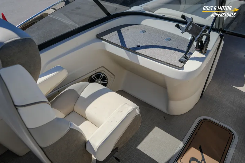 Slide: The Image of 2024 Avalon Twin Quad Lounger Windshield interior with comfortable seating and modern dashboard. - 28