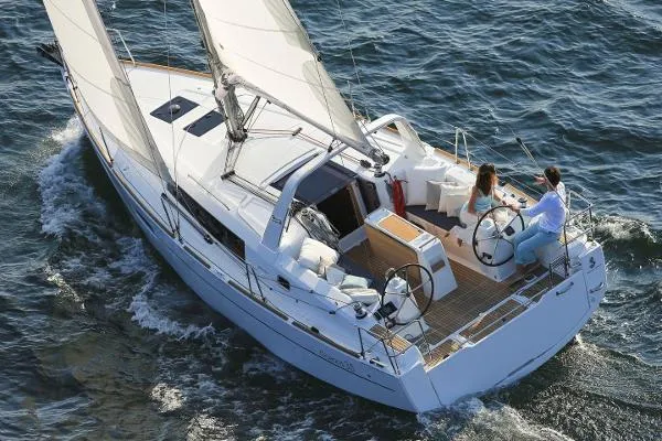 Slide: The Image of Beneteau 35 Oceanis "In Stock" 2016 - 1