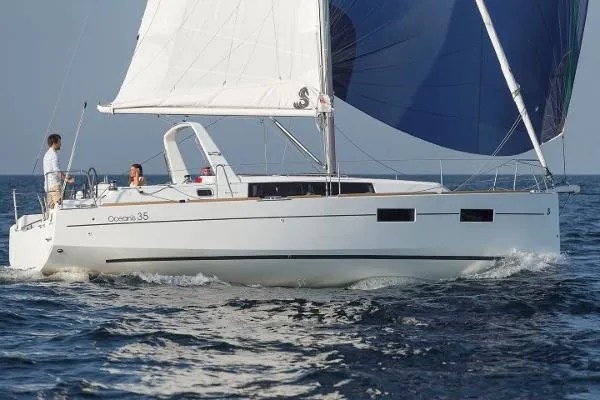 Slide: The Image of Beneteau 35 Oceanis "In Stock" 2016 - 2