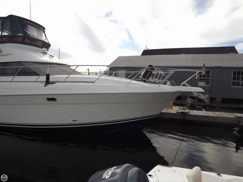 Slide: The Image of Silverton 41 Motoryacht 1995 - 8