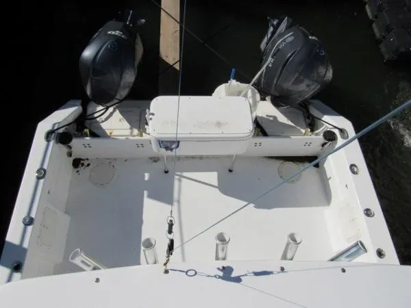 Slide: The Image of Twin Vee Express Walkaround 2006 - 3