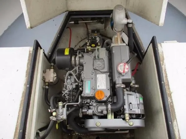 Slide: The Image of Beckmann Custom Trawler 2006 - 10