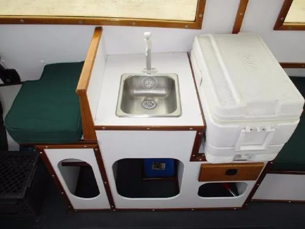 Slide: The Image of Beckmann Custom Trawler 2006 - 6