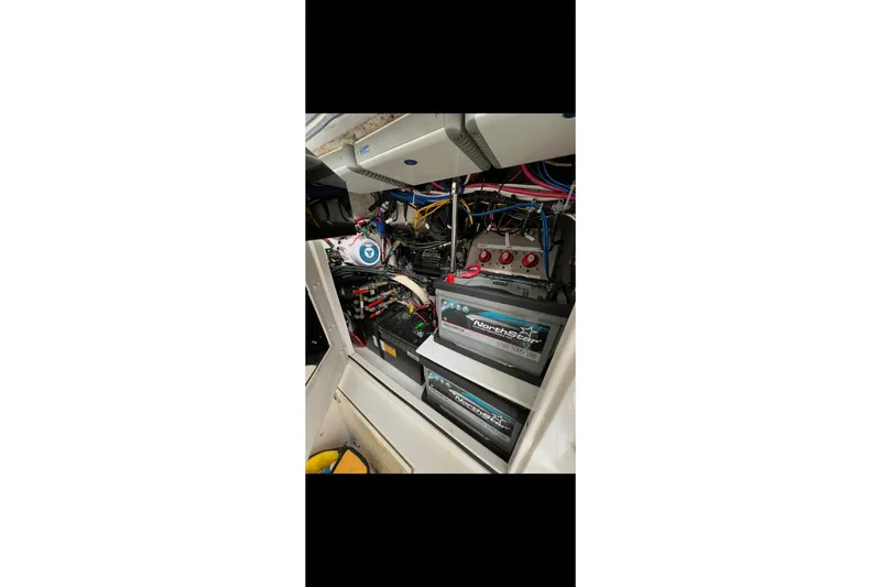 Slide: The Image of Electrical system of a 2003 Jupiter 31 boat with NorthStar batteries and wiring. - 19
