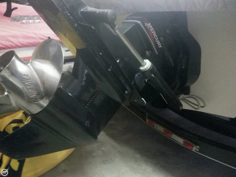 Slide: The Image of Crownline Boats 202 BR 2003 - 7