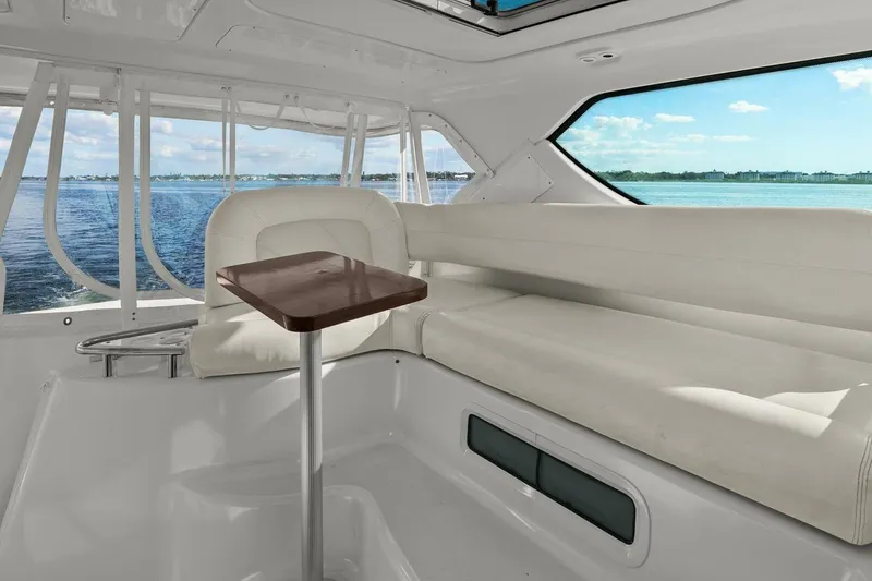 Slide: The Image of 2007 Tiara Yachts 4300 Sovran - Seating - 14
