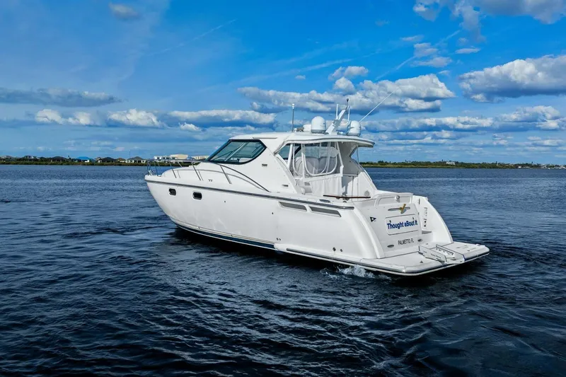 Slide: The Image of 2007 Tiara Yachts 4300 Sovran - Profile - 44