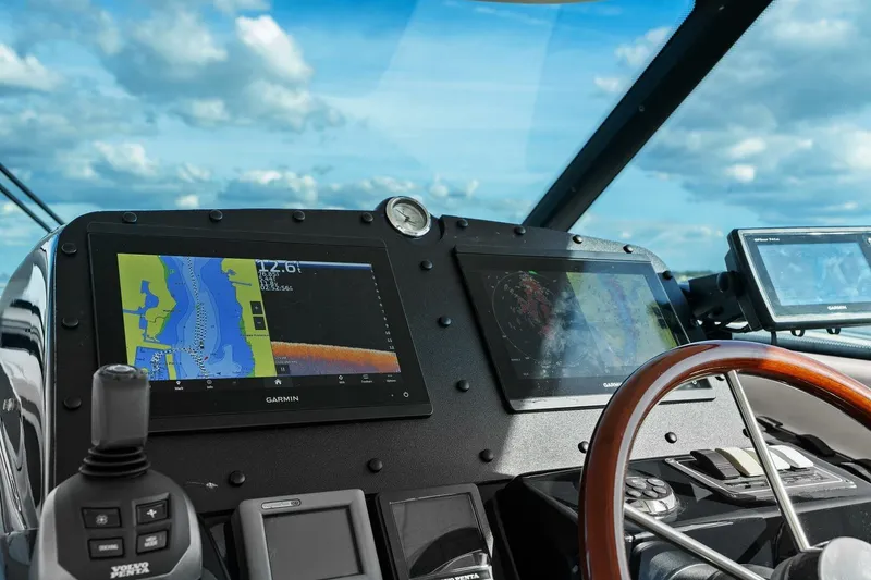 Slide: The Image of 2007 Tiara Yachts 4300 Sovran - Helm - 6