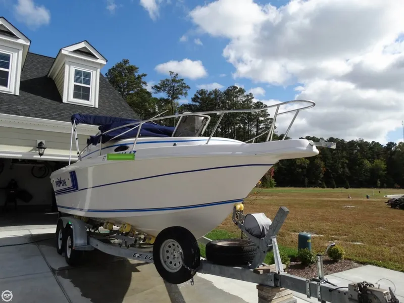 Slide: The Image of Pro-Line 220 Cuddy Fish 1993 - 1
