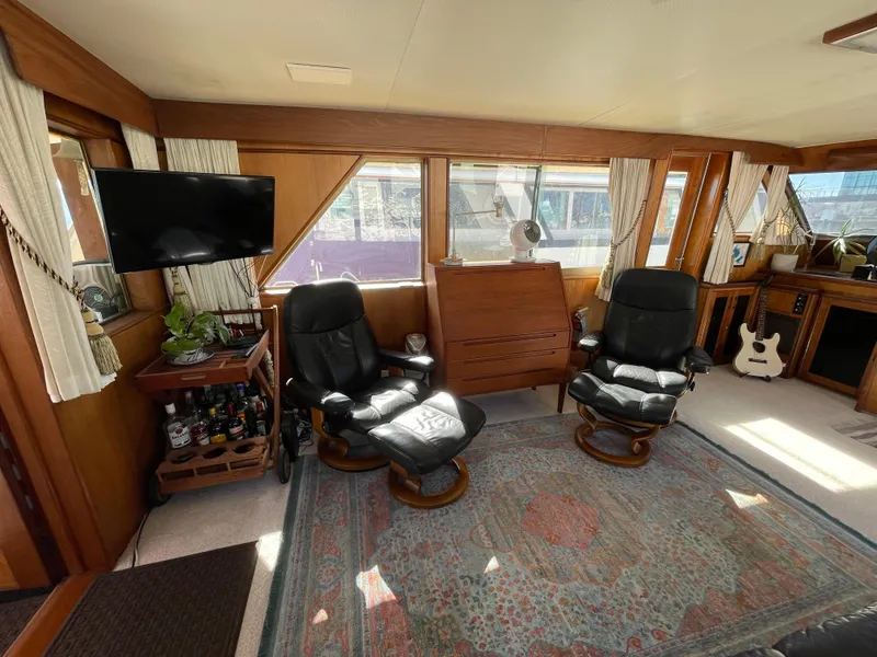 Slide: The Image of Salon - port - 6