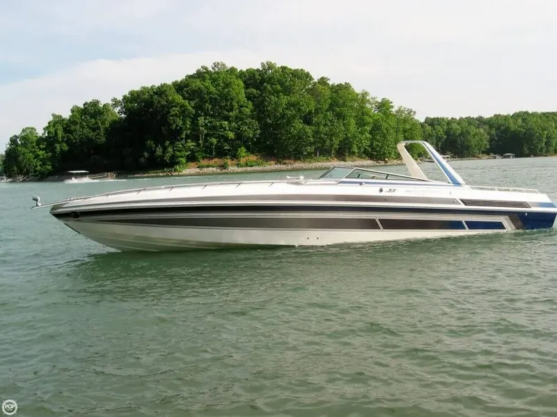 Slide: The Image of Wellcraft 42 Excalibur Eagle 1986 - 2