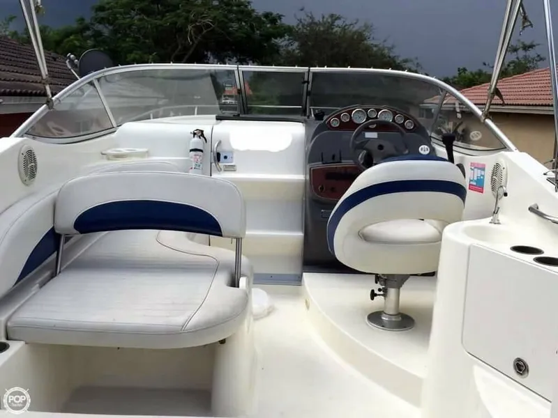 Slide: The Image of Bayliner 265 2005 - 1