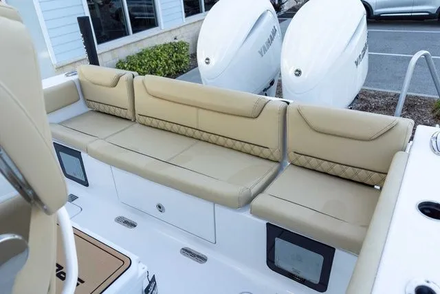 Slide: The Image of Sportsman Heritage 261 Center Console 2026 - 18