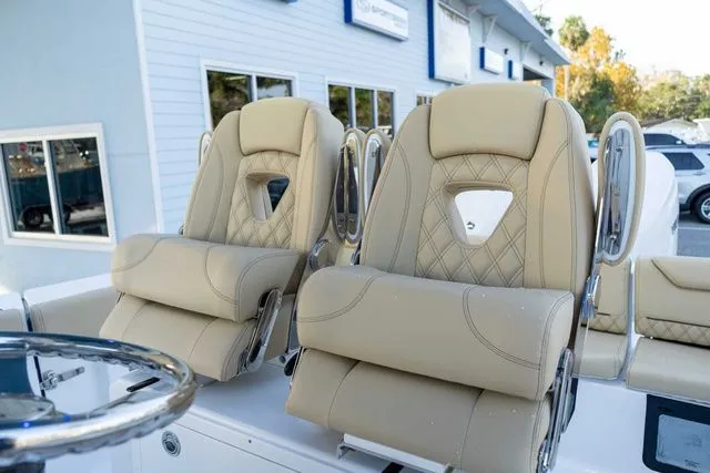 Slide: The Image of Sportsman Heritage 261 Center Console 2026 - 31