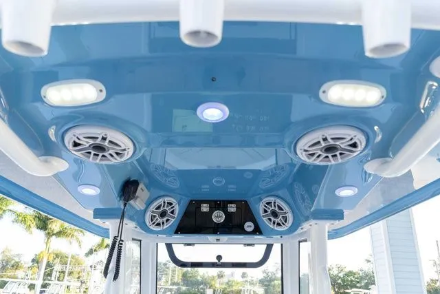 Slide: The Image of Sportsman Heritage 261 Center Console 2026 - 48