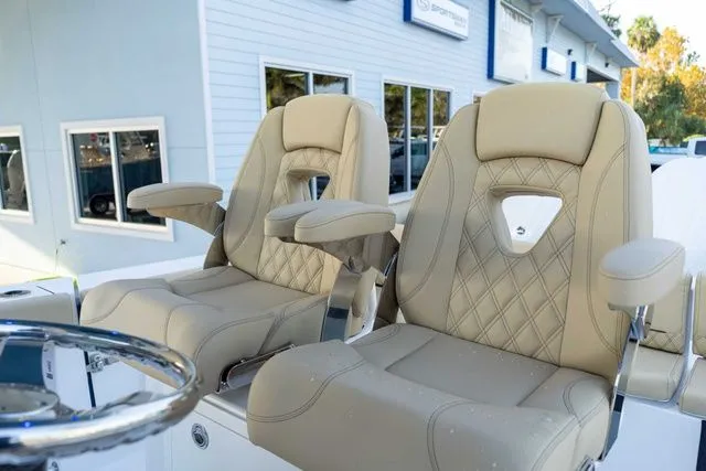 Slide: The Image of Sportsman Heritage 261 Center Console 2026 - 63