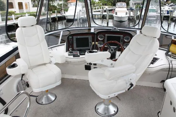 Slide: The Image of Sea Ray 420 Sedan Bridge 2005 - 4