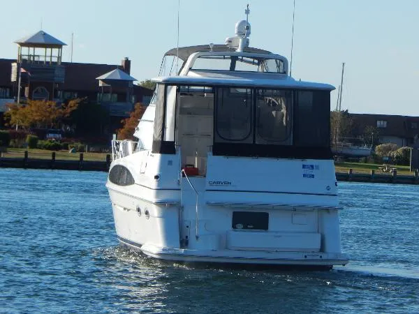 Slide: The Image of Carver Yachts 396 Motor Yacht 2002 - 4