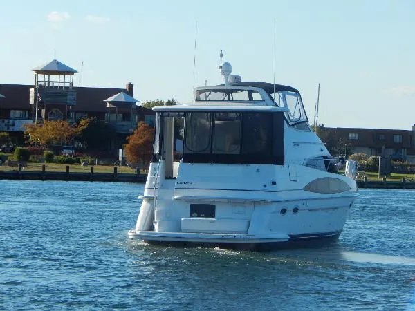 Slide: The Image of Carver Yachts 396 Motor Yacht 2002 - 5