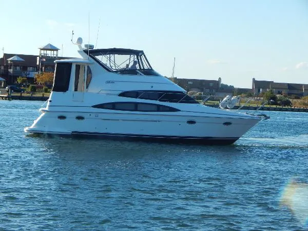 Slide: The Image of Carver Yachts 396 Motor Yacht 2002 - 8